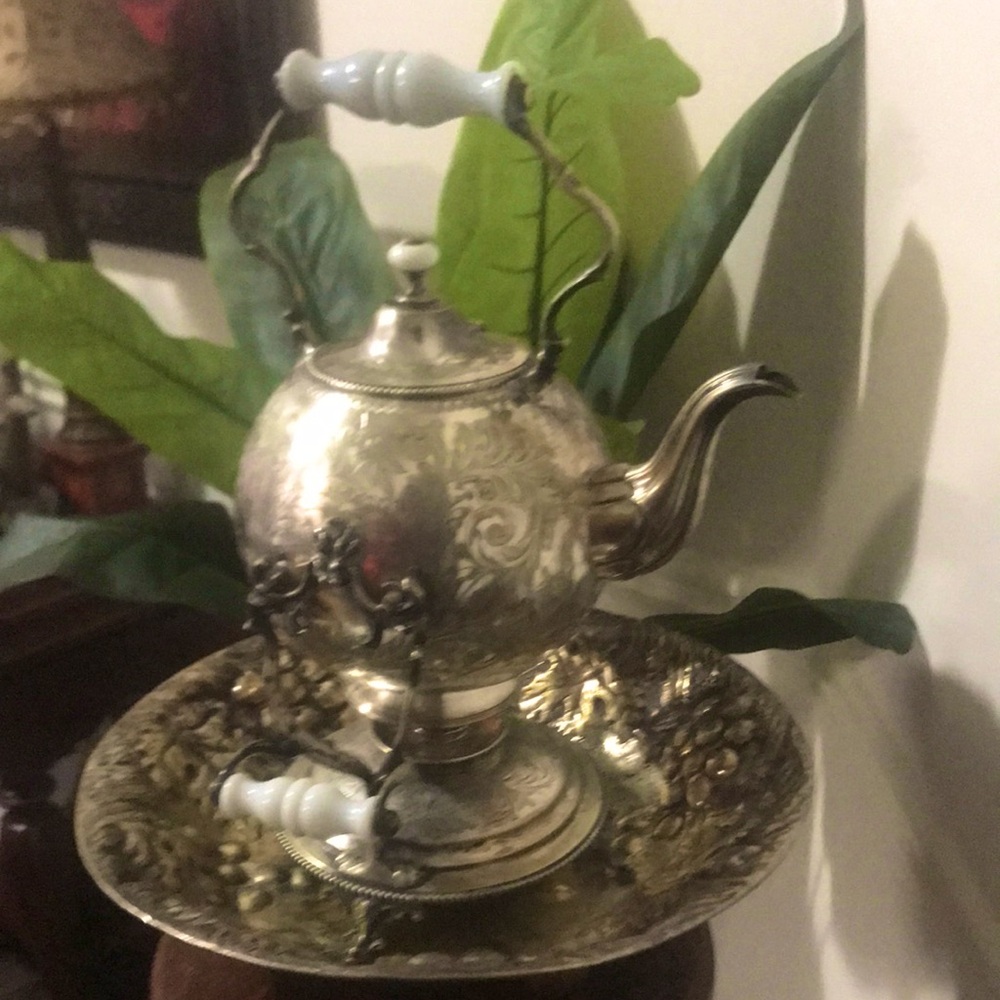 Vintage Silver Teapot w/Wicks BEAUTIFUL